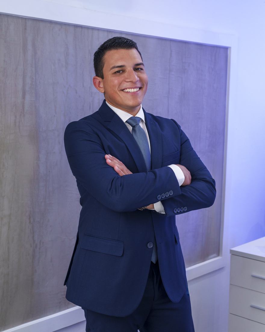 Stephan Sekulits, Representante Autorizado de seguros en Puerto Rico